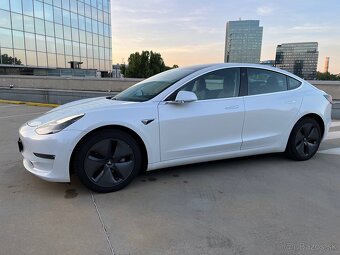 Tesla Model 3 Dual Motor 4x4 - 4