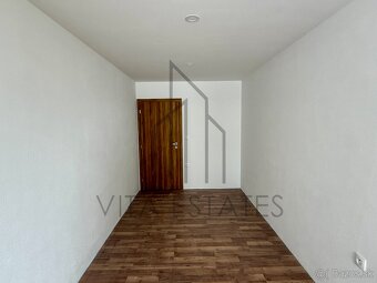 🏡 NA PREDAJ VEĽKOMETRÁŽNY 3-IZBOVÝ BYT – PRIEVIDZA - 4
