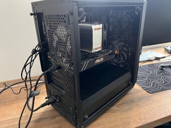 I5 8400, 16GB RAM, ASUS 1080 8GB, 32’’ monitor - 4