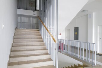 KANCELÁRIA NA PRENÁJOM, JUŽNÁ TRIEDA, KOŠICE JUH - 4