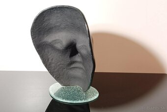 Zaujímavá sklenená plastika tvár - 4