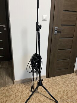Mikrofóny SHURE 3ks, stojan a kable - 4