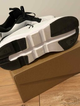 Tenisky ON Cloudzone 44 - 4