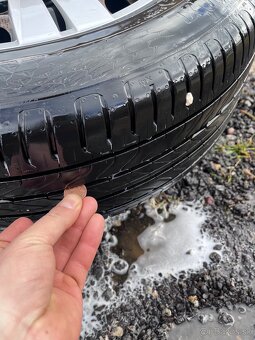 Predám disky r16+ 205\60 - 4