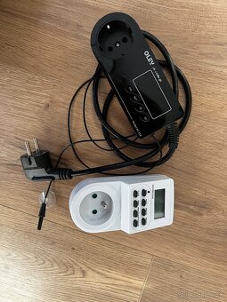 Predám pytóna kráľovského +terarium - 4