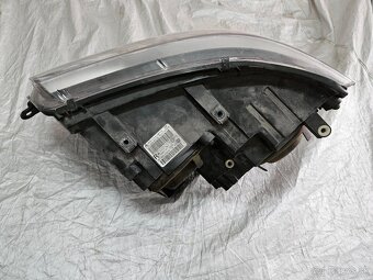 Predné svetlo Volkswagen T5 - 4