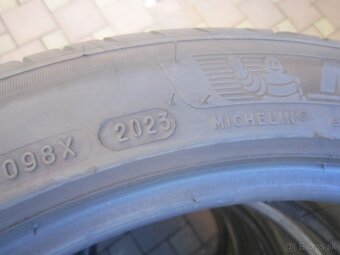 225/45R17 91W Michelin -letne pneu, DOT2023, dezen 4x6mm - 4