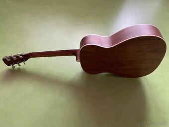 Akustická gitara CORT - 4