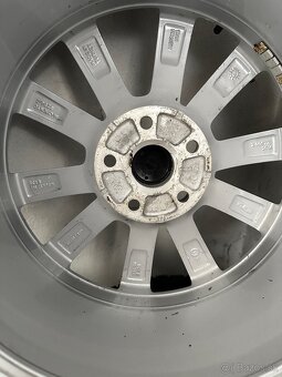 5x112 R17 6,5J ET38 VW Tiguan + 215/65 R17 GoodYear - 4
