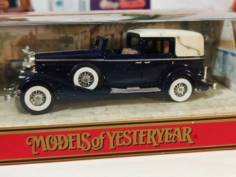 CADILLAC 452 - MATCHBOX /1933/ - 4