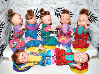 Retro sběratelské malé panenky šklebíci parta 7 rošťáků - 4