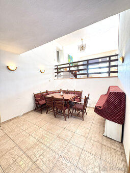 Reality KOMPLEX s.r.o. ponúka na PRENÁJOM 5 izbový rodinný d - 4