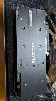 Gigabyte AMD Radeon RX 5600 XT - 4