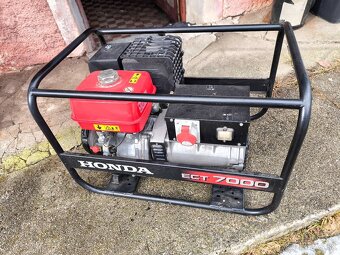 Elektrocentrála Honda ECT7000 - 4