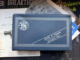 Predám Smith Wesson M36 - 4