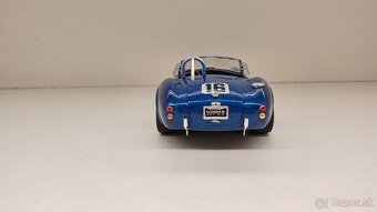 1:18 SHELBY COBRA 427S/C - 4