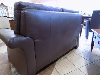 Značková kožená pohovka - 4