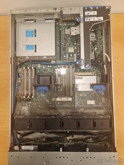 HP ProLiant DL380e G8 - 4