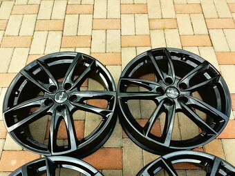 Kia, hyundai 5x114,3 r18 - 4