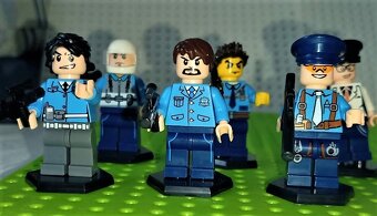 POLICIA sada figurok 12 ks - 4