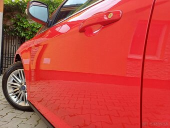 Focus combi 1.0 EcoBoost vyššia výbava Edition X TOP stav - 4