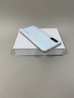 Xiaomi MI 9 LITE - 4