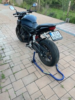 Honda CB650R 2023 - 4