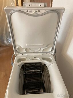 Pracka Electrolux funkcna plnena zhora - 4