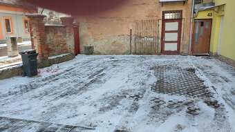TOP - prenájom pozemku 7 x 8m pri AUTOBUSOVEJ stanici - 4