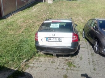 Havarovaná - Škoda Octavia 2 combi 1,9TDi - 4