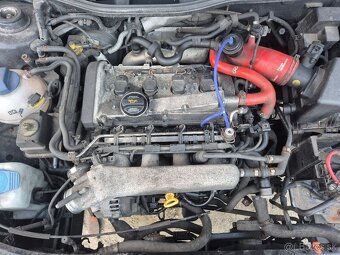 Predám kompletný motor 1.8t 132kw kód motora - AUQ - 4