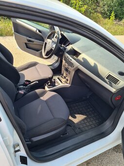 Opel Astra 1.3 diesel 2008 - 4