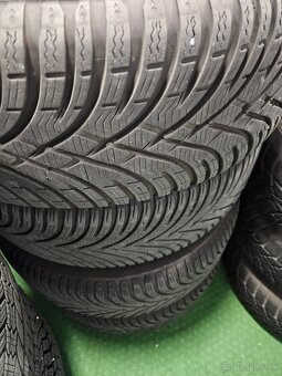 Predám alu disky Audi R16 zimné pneu 205/55R16 - 4