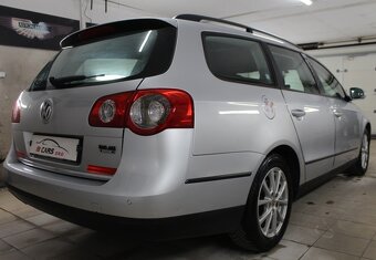 Volkswagen Passat Variant 2.0 TDI Trendline DSG - 4