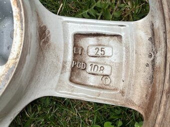 R15 hliníkové disky Dezent rozteč 4x108 6x15 ET25 - 4