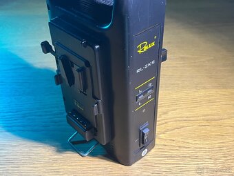 4x V-mount batéria - 95Wh 6600mAh + duálna nabíjačka - 4