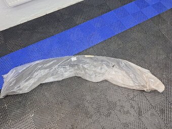 Spodny spojler naraznika Golf 5 novy - 4