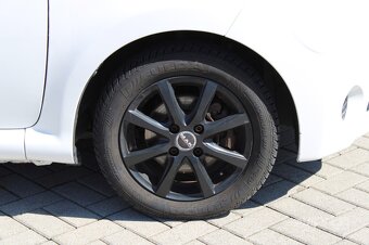 Toyota Aygo 1,0 i 50 kW - 4