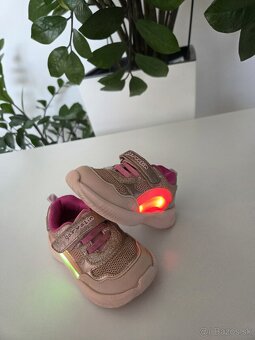 Svietiace tenisky Garvalín veľ.22 - 4