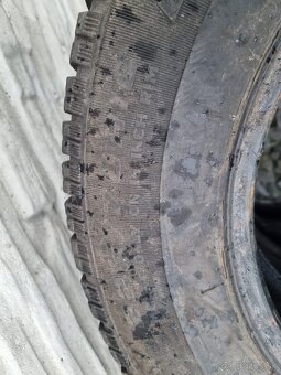 225/70R16 - 4