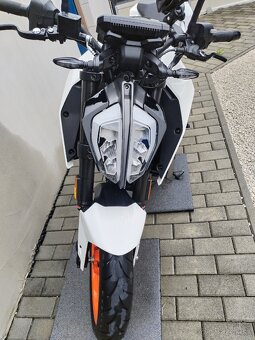 KTM DUKE - 390, r.2017 - 4