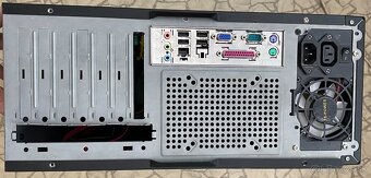 Predám kancelárski pc z Win 7 cpu 2 jadro 2 gb ram 80 gb hdd - 4