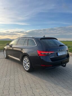 Škoda Superb 2.0 TDi DSG PREMIUM 110kw Combi Matrix Pano - 4