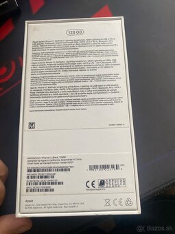 Predám iPhone 11 Black 128 gb - 4