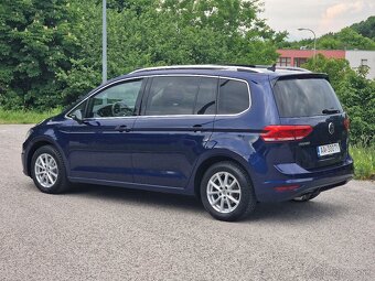 Predám VW Touran 2.0 TDI DSG NAVI full-LED PANO KAMERA - 4