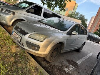 Ford focus 1.6 - 4