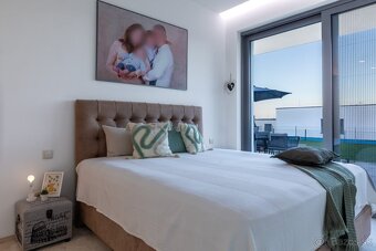 Luxusná 6-izb. vila s bazénom pri lese - 4