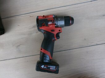 MILWAUKEE M12 FUEL™ Aku vŕtačka s príklepom - kompaktná - 4