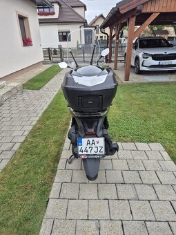 Skúter HONDA SH 125, plexi, kufor - 4