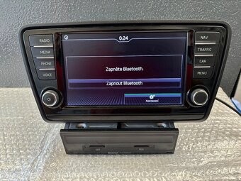 skoda octavia 3 radio columbus navi smartlink - 4